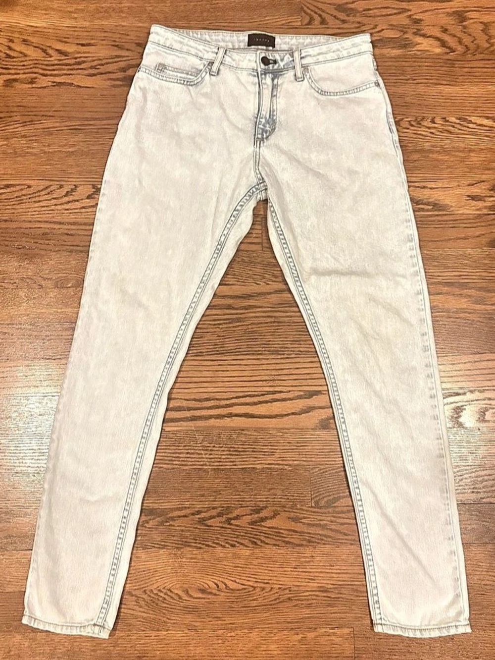 Theory Skinny Jeans in White Waist 26